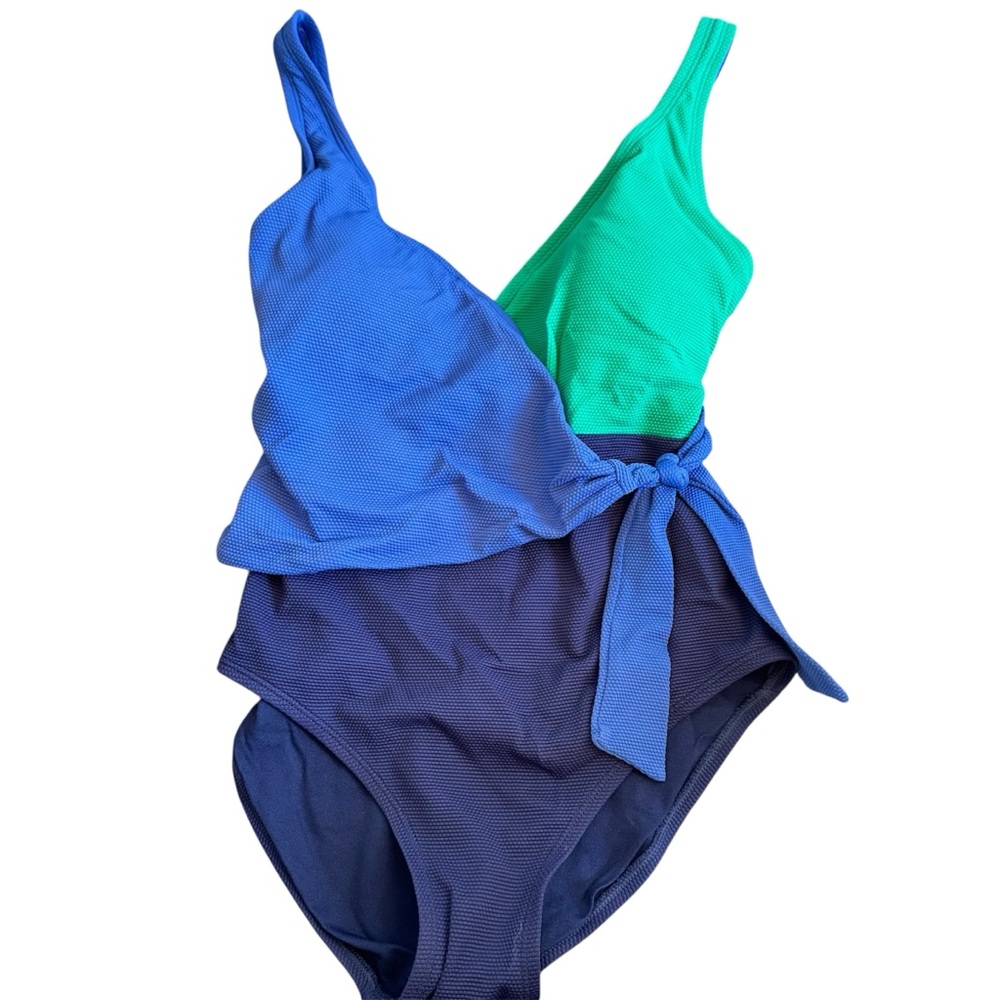 Tommy Bahama Women’s One Piece Swimsuit Size 4 Color Block Blue Padded wrap